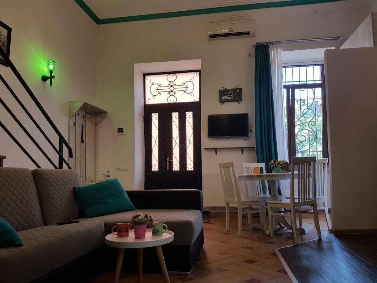 Comfortable Flat In Central Tiflis Dış mekan fotoğraf
